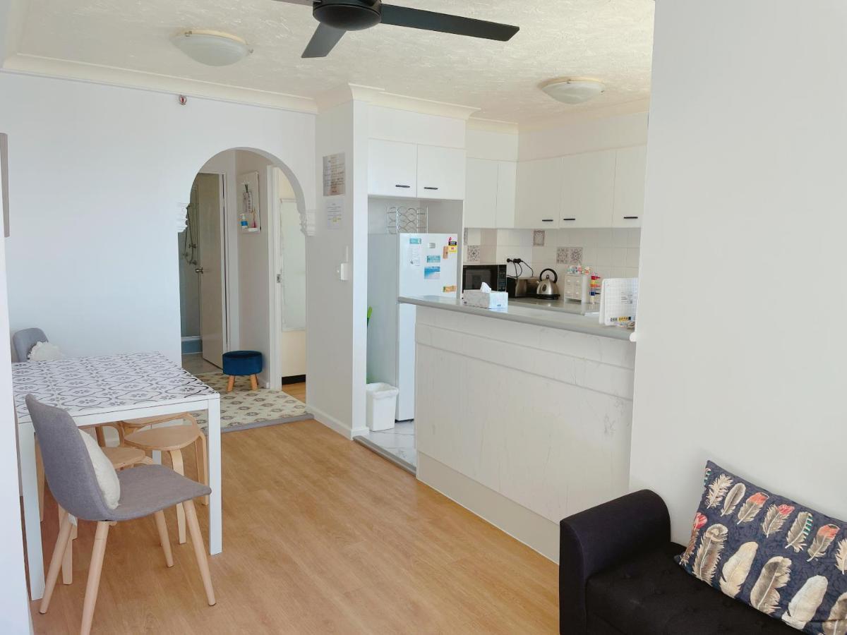 1 Bedroom And 1 Living Room Family Suite Gold Coast Kültér fotó