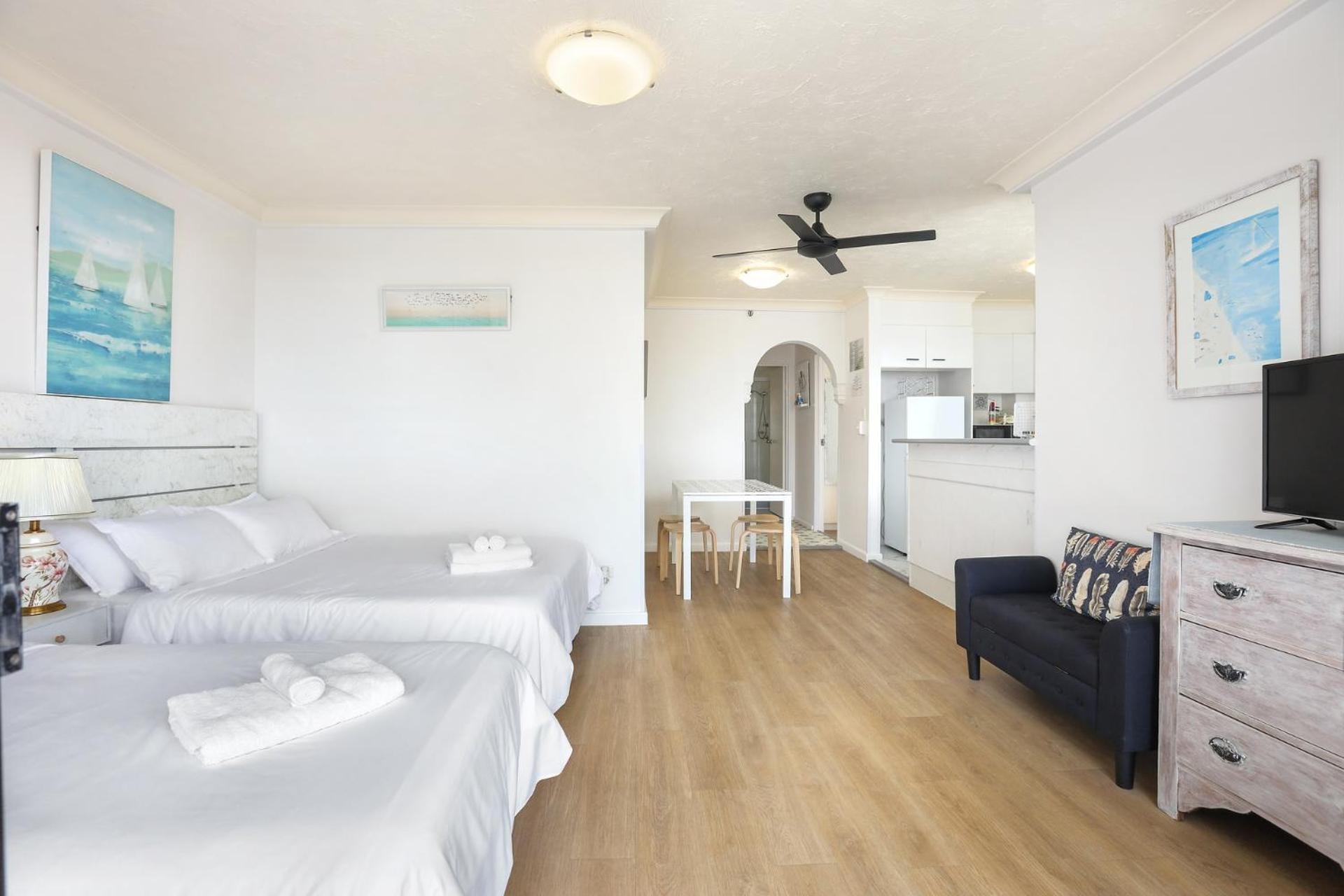 1 Bedroom And 1 Living Room Family Suite Gold Coast Kültér fotó